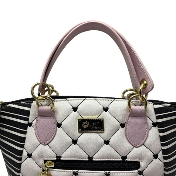 BETSEY JOHNSON LUV BETSEY - Quilted Heart Satchel Bag Blk/Wht/Pnk gold hardware - Picture 2 of 16